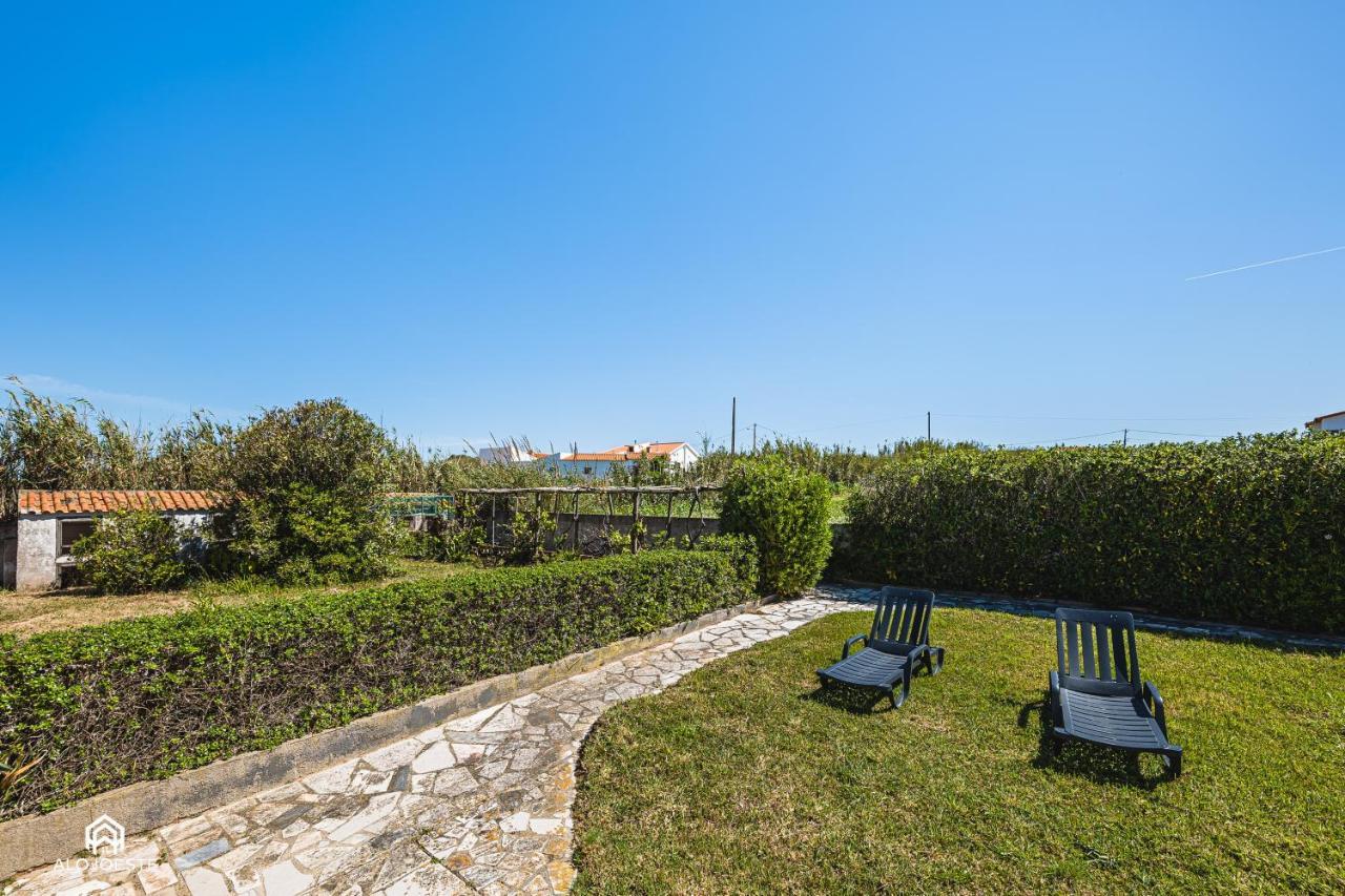 São Pedro da Cadeira Casa A Beira Mar - Countryhouse With Ocean View מראה חיצוני תמונה
